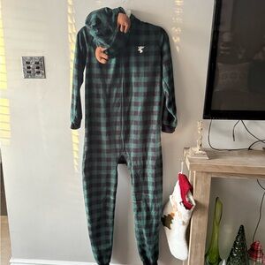 The Children's Place Green Plaid Kids Footie